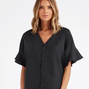 VETTA Romantic Capsule The Flounce Sleeve Blouse